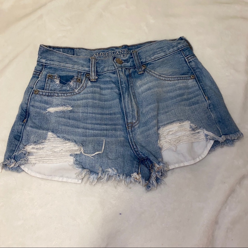 AE distressed denim shorts - size 4